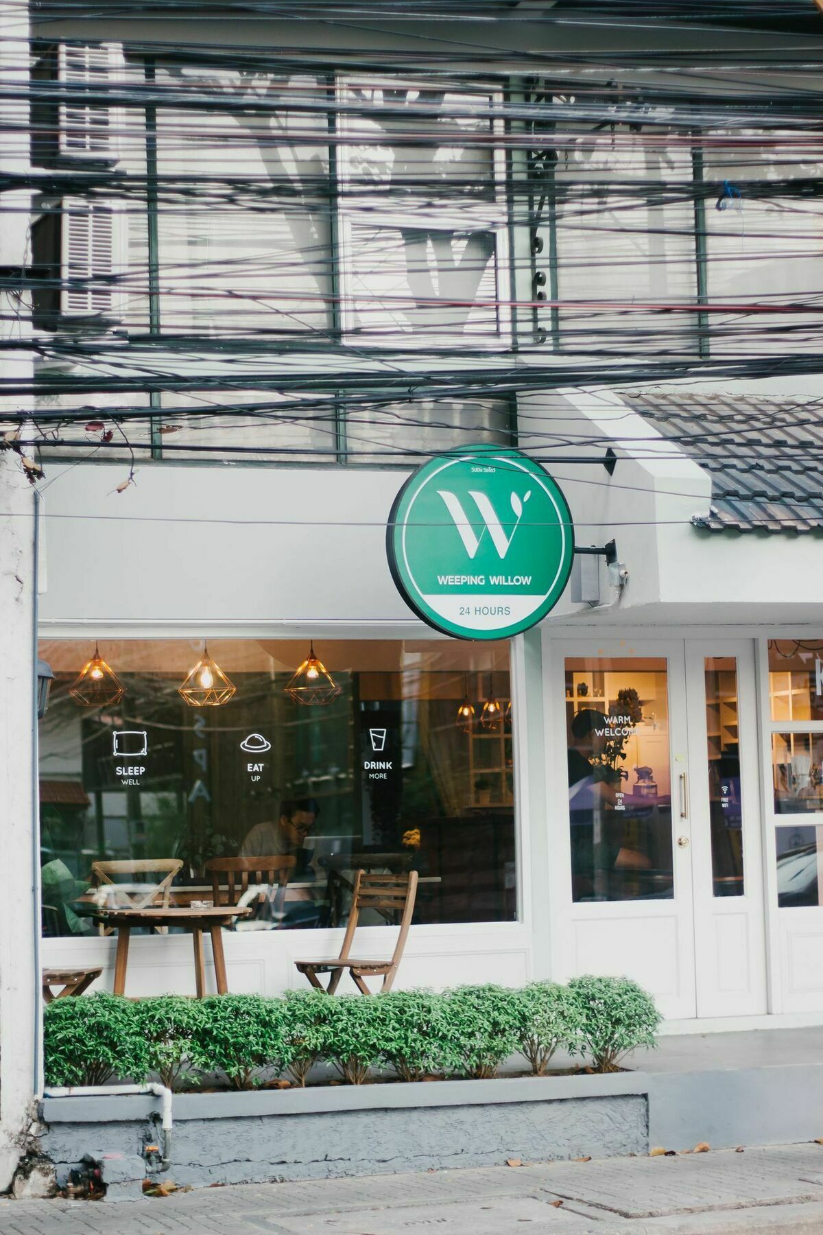 Weeping Willow Sukhumvit 26 กรุงเทพมหานคร ภายนอก รูปภาพ